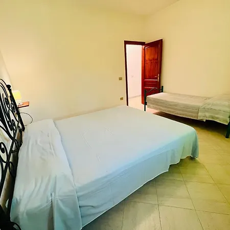 Apartment Shardana In Centro *